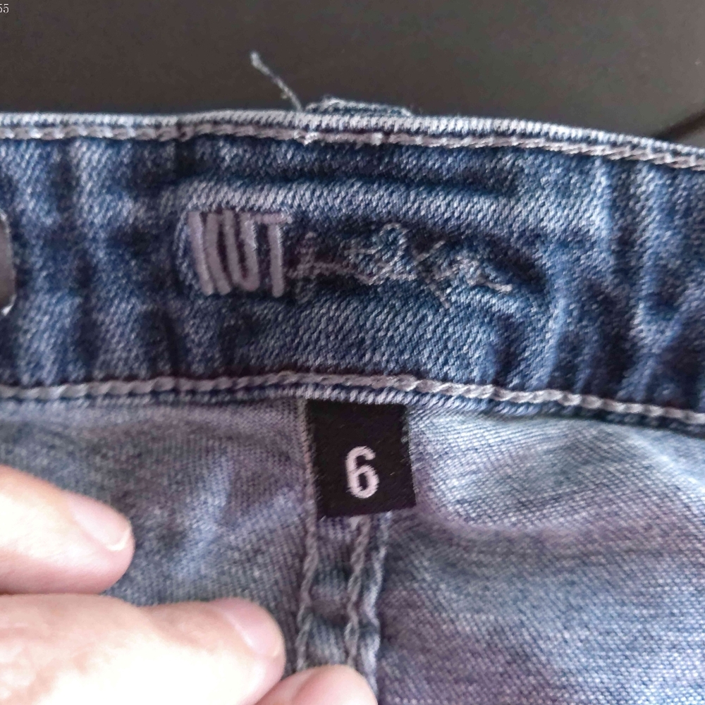 KUT FROM THE KLOTH SHORTS - Picture 7 of 10